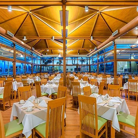 Blue Lagoon Village 5* קפלוס