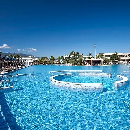 Blue Lagoon Village Hotel 5*