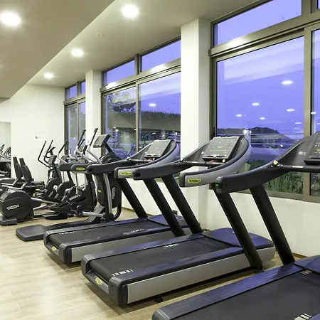מלון Blue Lagoon Village 5*