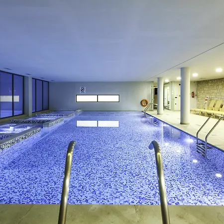 מלון Blue Lagoon Village 5*