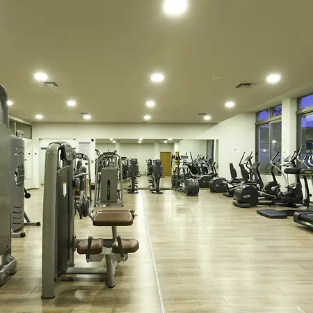 Blue Lagoon Village מלון 5*