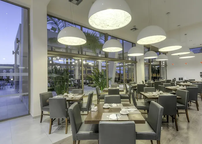 Otel Blue Lagoon Village 5*