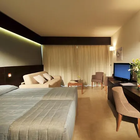 Ξενοδοχείο Blue Lagoon Village 5*